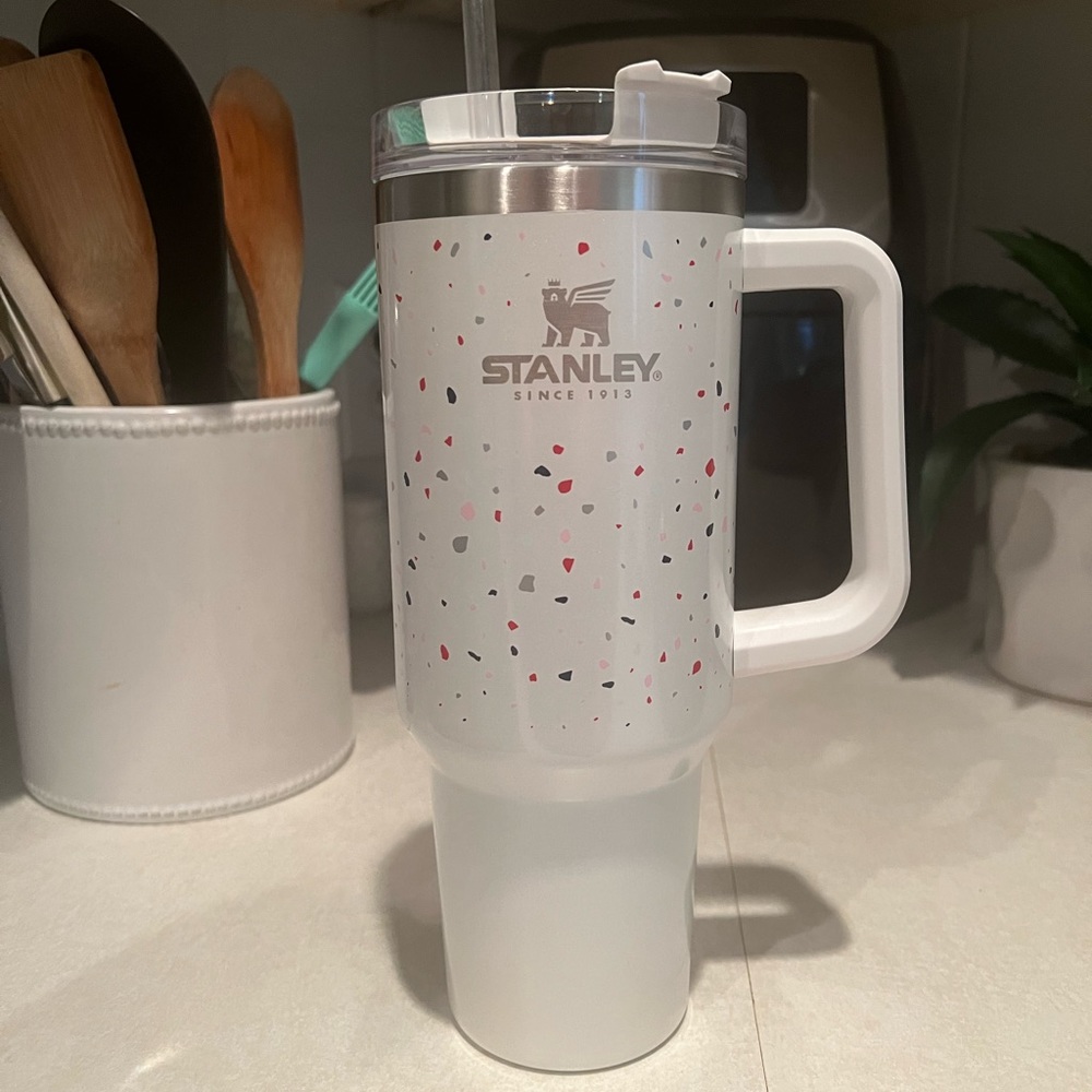 Stanley 40 oz tumbler